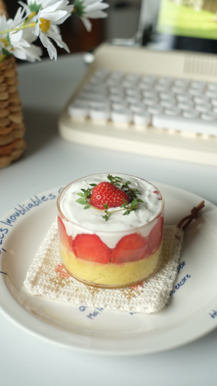 Clover Honey Strawberry Shortcake 1